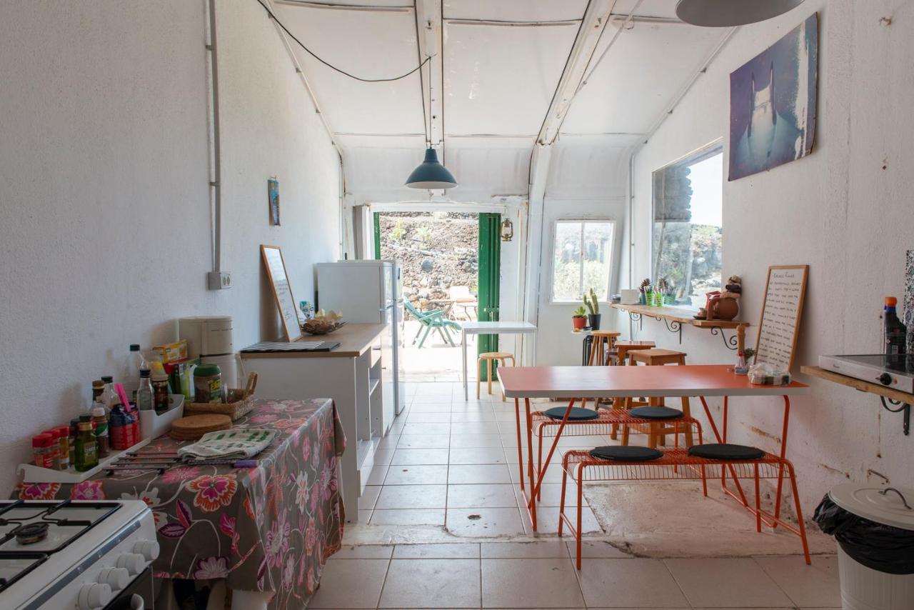 Guinea Basic En-Suite Bedroom By The Sea מראה חיצוני תמונה